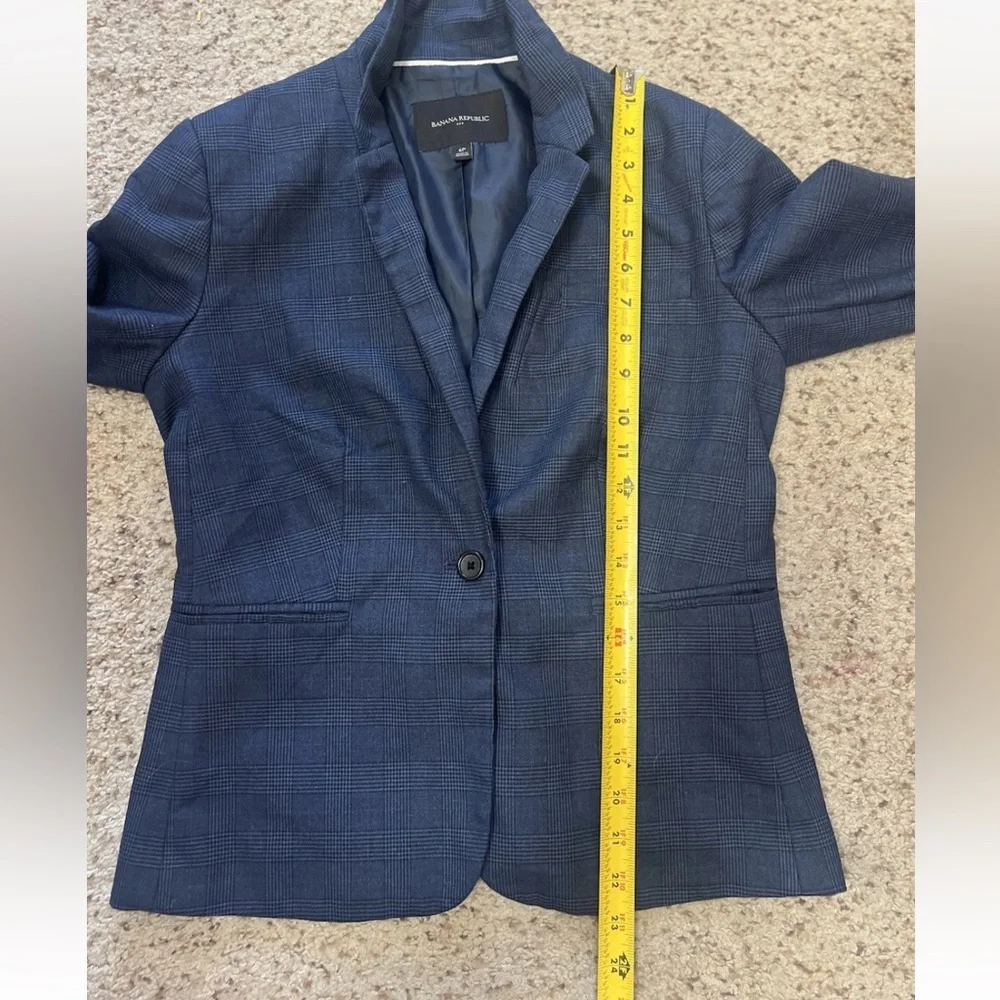Banana Republic Women Blazer SZ 6 Navy Blue Plaid Blazer Career Office Smart